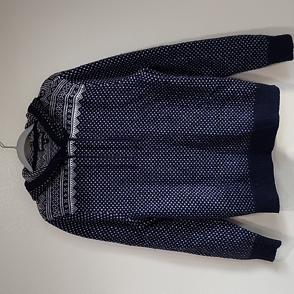 Men's Navy and White Patterned Sweater